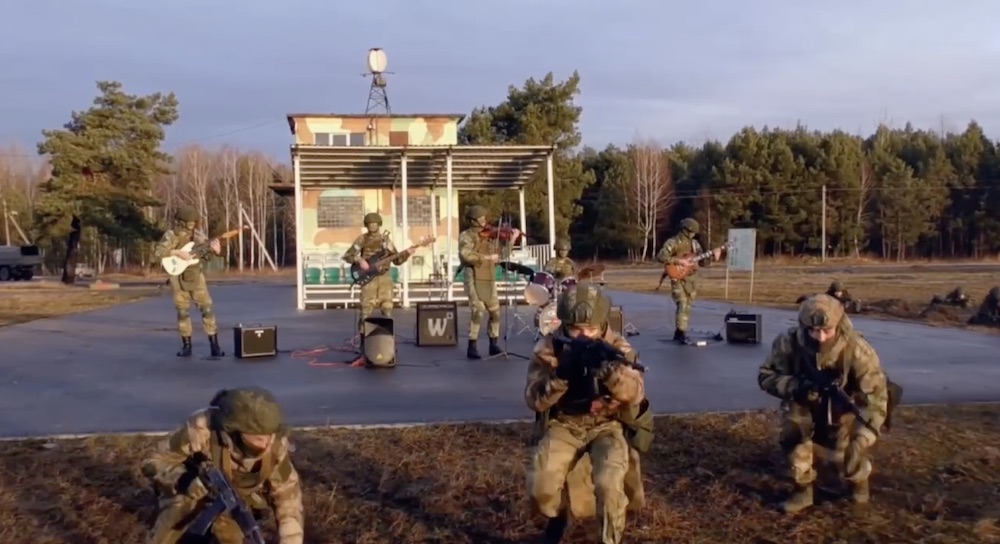 Новогоднее поздравление 38 отдельной гвардейской десантно-штурмовой Брестской Венской Краснознаменной бригады. Скриншот с telegram-канала «Любимый Брест».