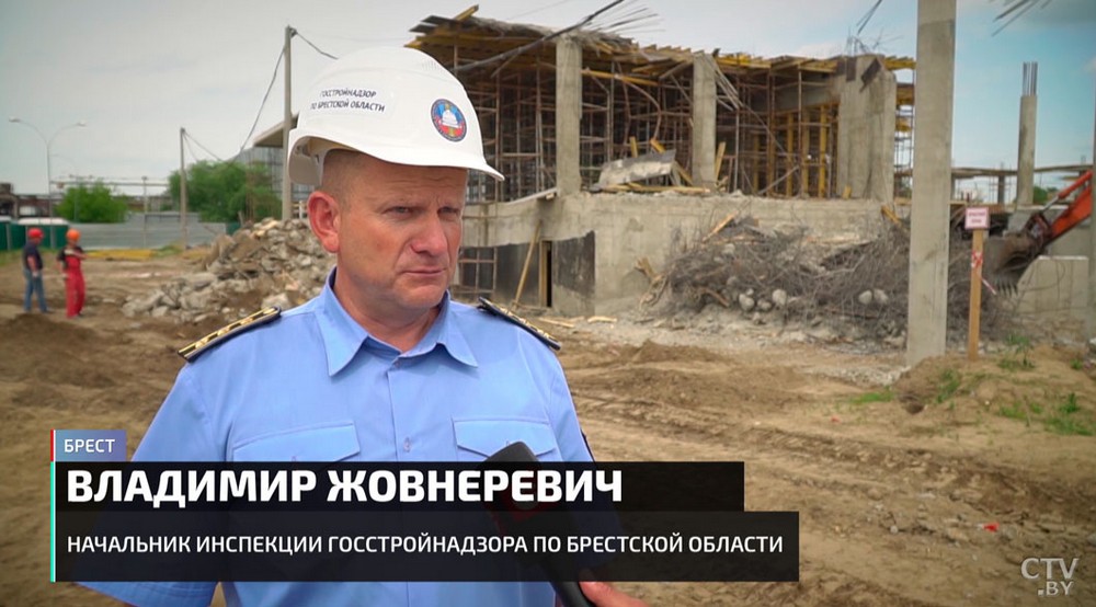 Владимир Жовнеревич, начальник инспекции Госстройнадзора по Брестской области. Скриншот видео