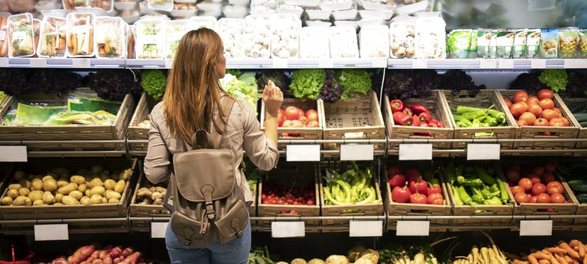 Магазин, полки, продукты, овощи, фрукты